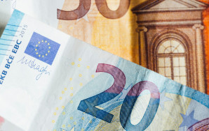 Euro bills