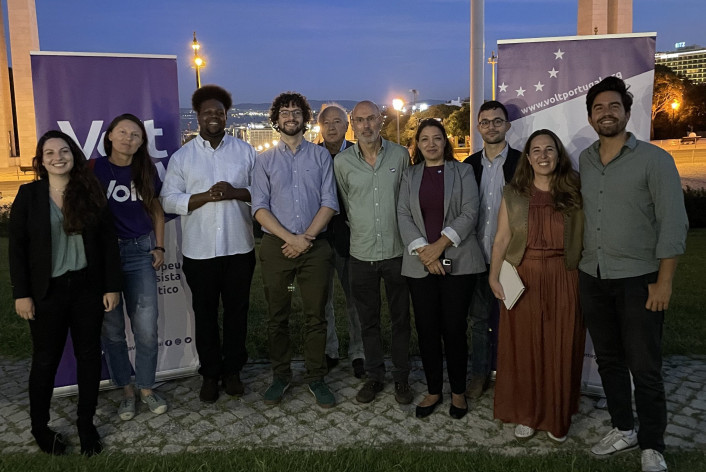 Foto de Grupo dos Candidatos à Câmara e Freguesias de Lisboa com os Presidentes do Volt Portugal